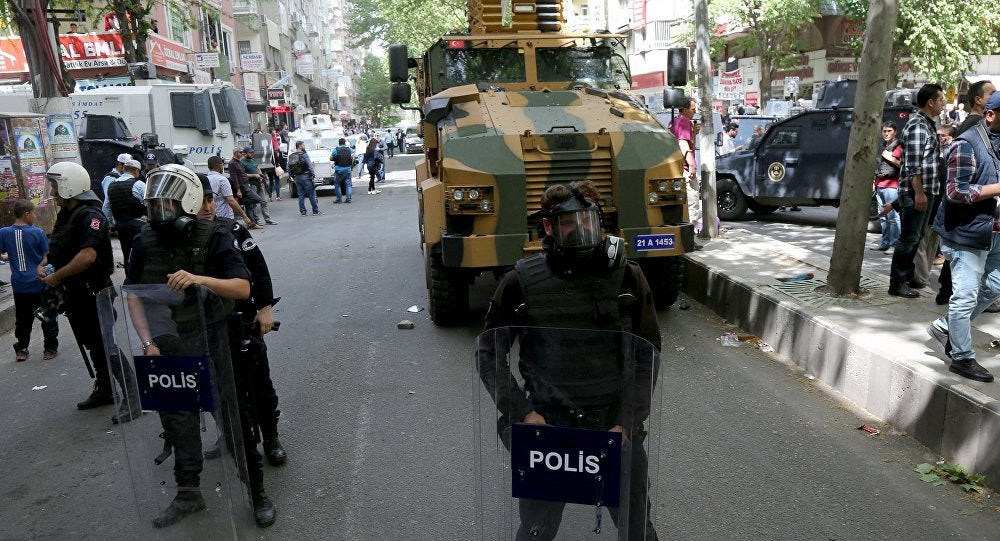 37 συλλήψεις για διασυνδέσεις με τζιχαντιστές στην Τουρκία
